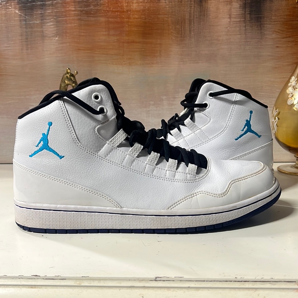 Jordan Executive White Blue Lagoon Concord Black